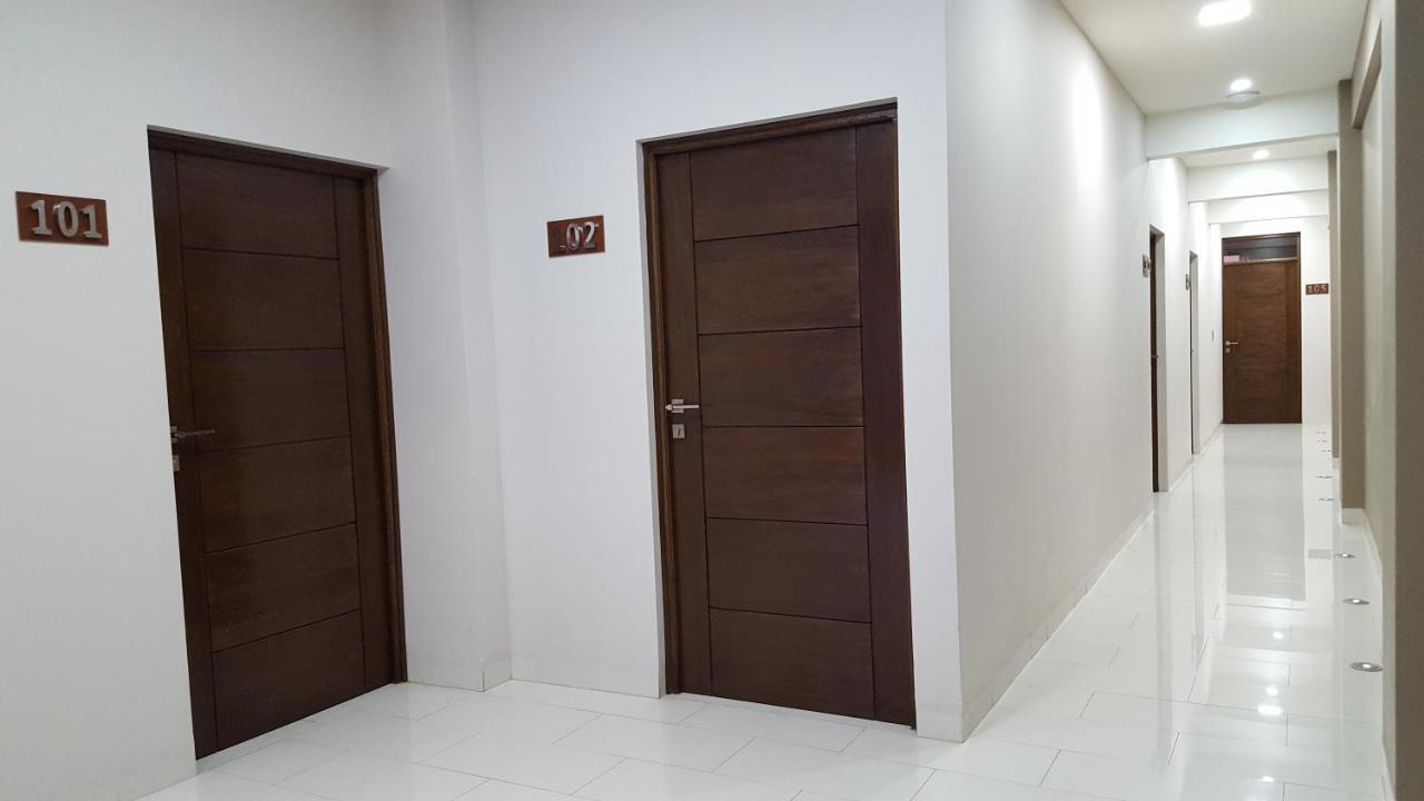 Hotel Galarza Кочабамба Екстериор снимка