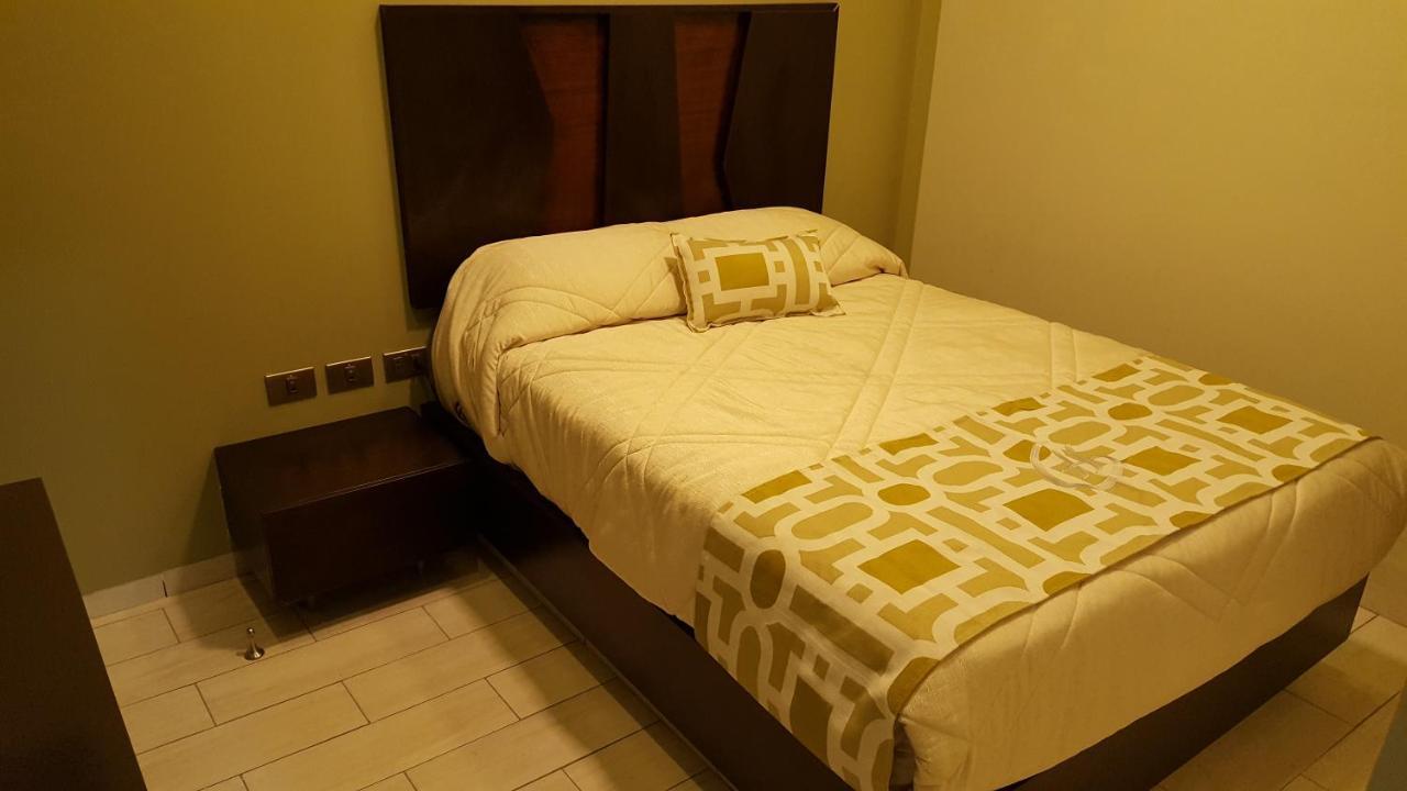 Hotel Galarza Кочабамба Екстериор снимка