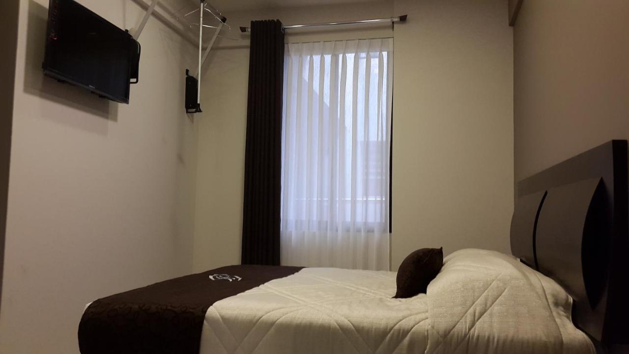Hotel Galarza Кочабамба Екстериор снимка